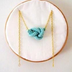 Bonds, crochet knot necklace. Nautical knot. Mint green cotton yarn