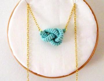 Bonds, crochet knot necklace. Nautical knot. Mint green cotton yarn